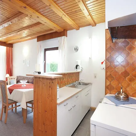 アパート In Armsfeld Mit Pool *